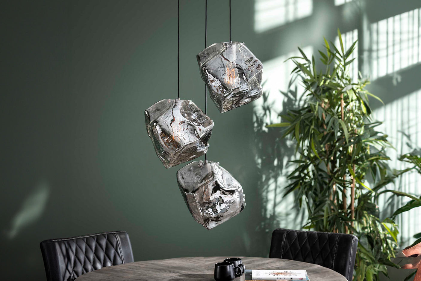 3d70953f-c170-4b3b-8a1e-793cc424651f