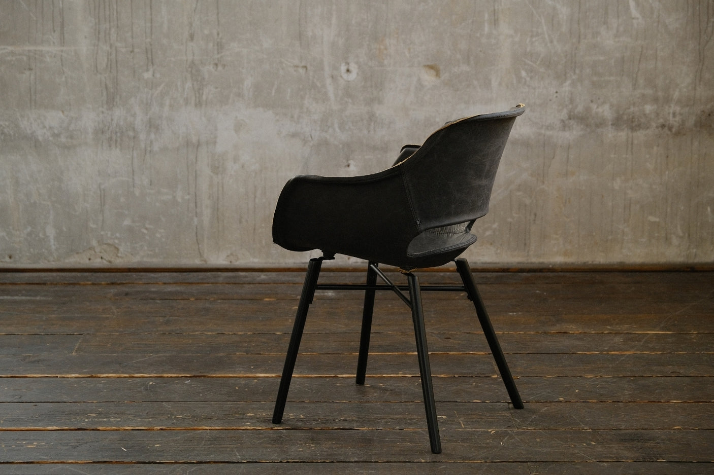 b9c66ef9-dc1a-4dc2-8261-bf67ddd18d28