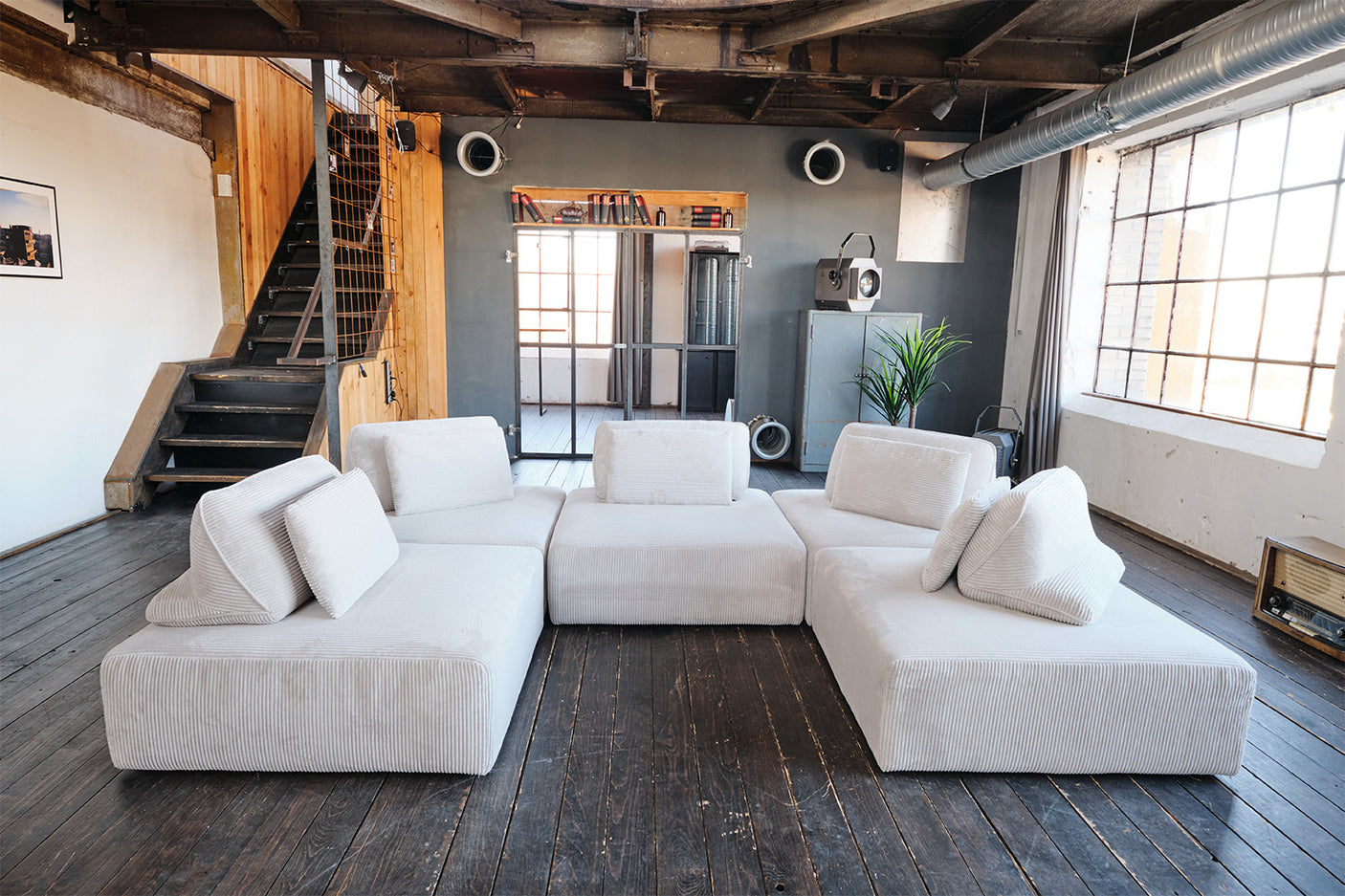 22045fe1-2f7f-48cb-a016-126e8ba251ca