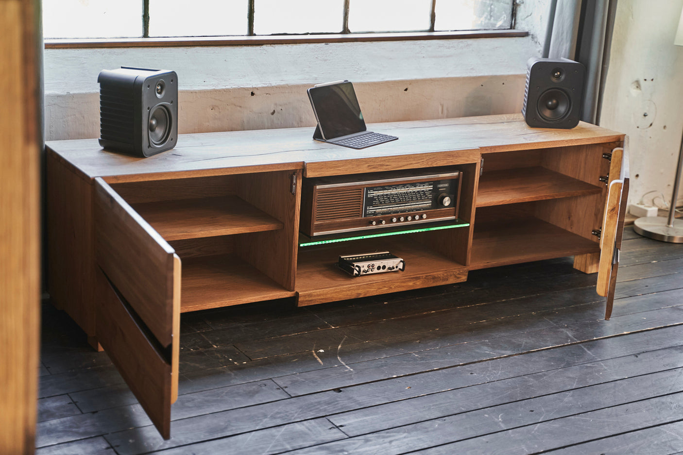 12c03eca-9977-4f8c-afc9-dca63ff225b8