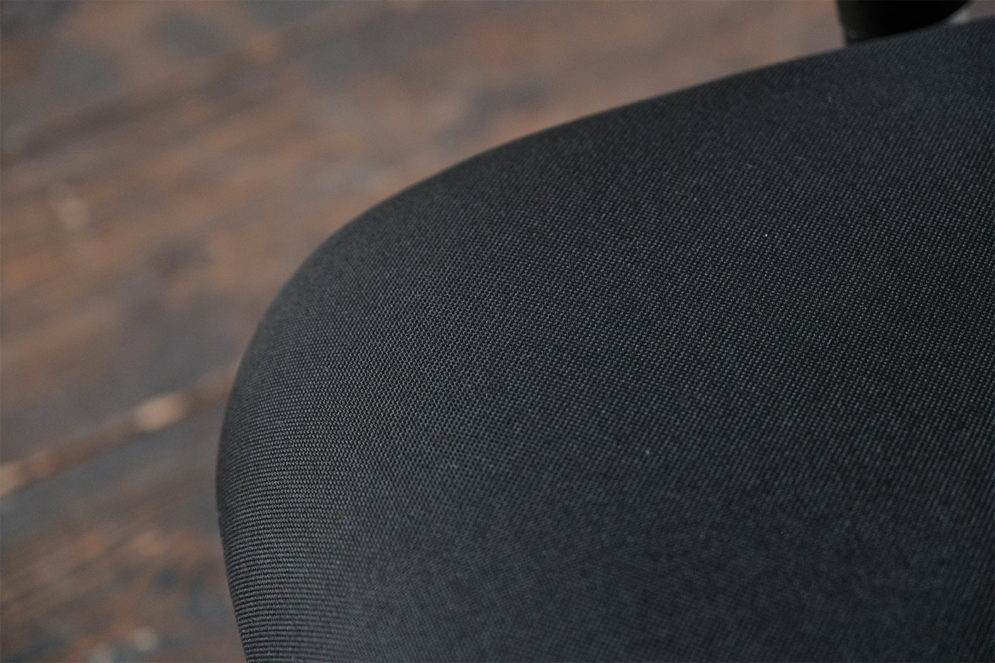 7c4533b0-602c-4bf4-8f7a-da5c8573f076