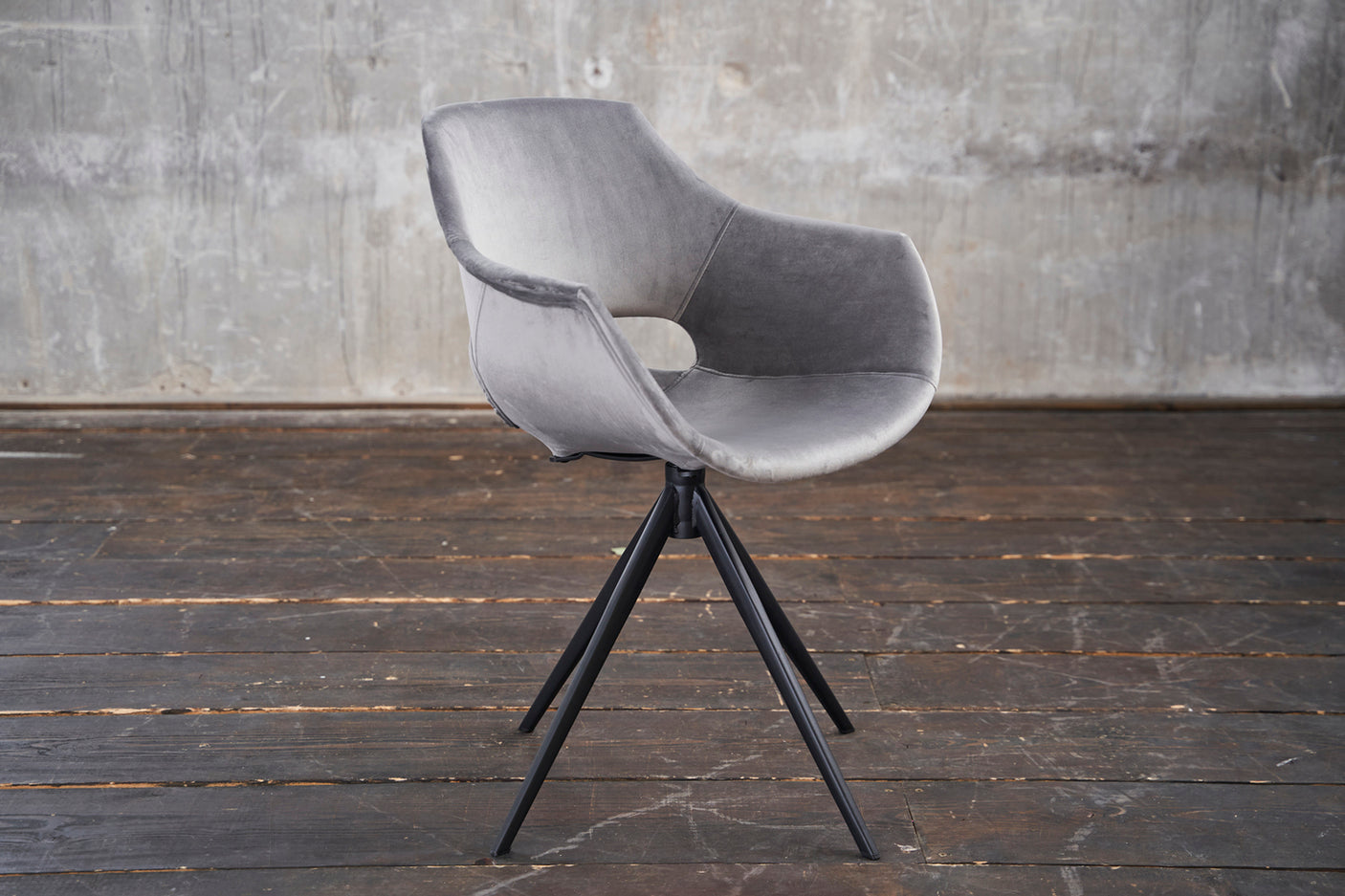 c1b47e86-7a3c-4e9f-976b-8710ef1f47e9