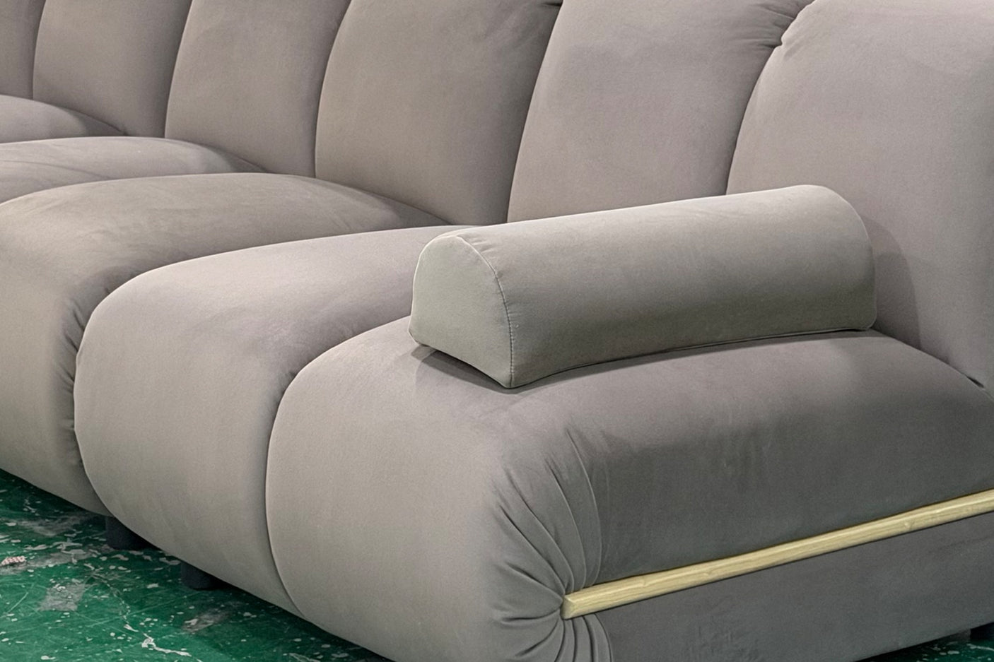 f9c13037-fb57-450b-a109-f6b8c4285bc8