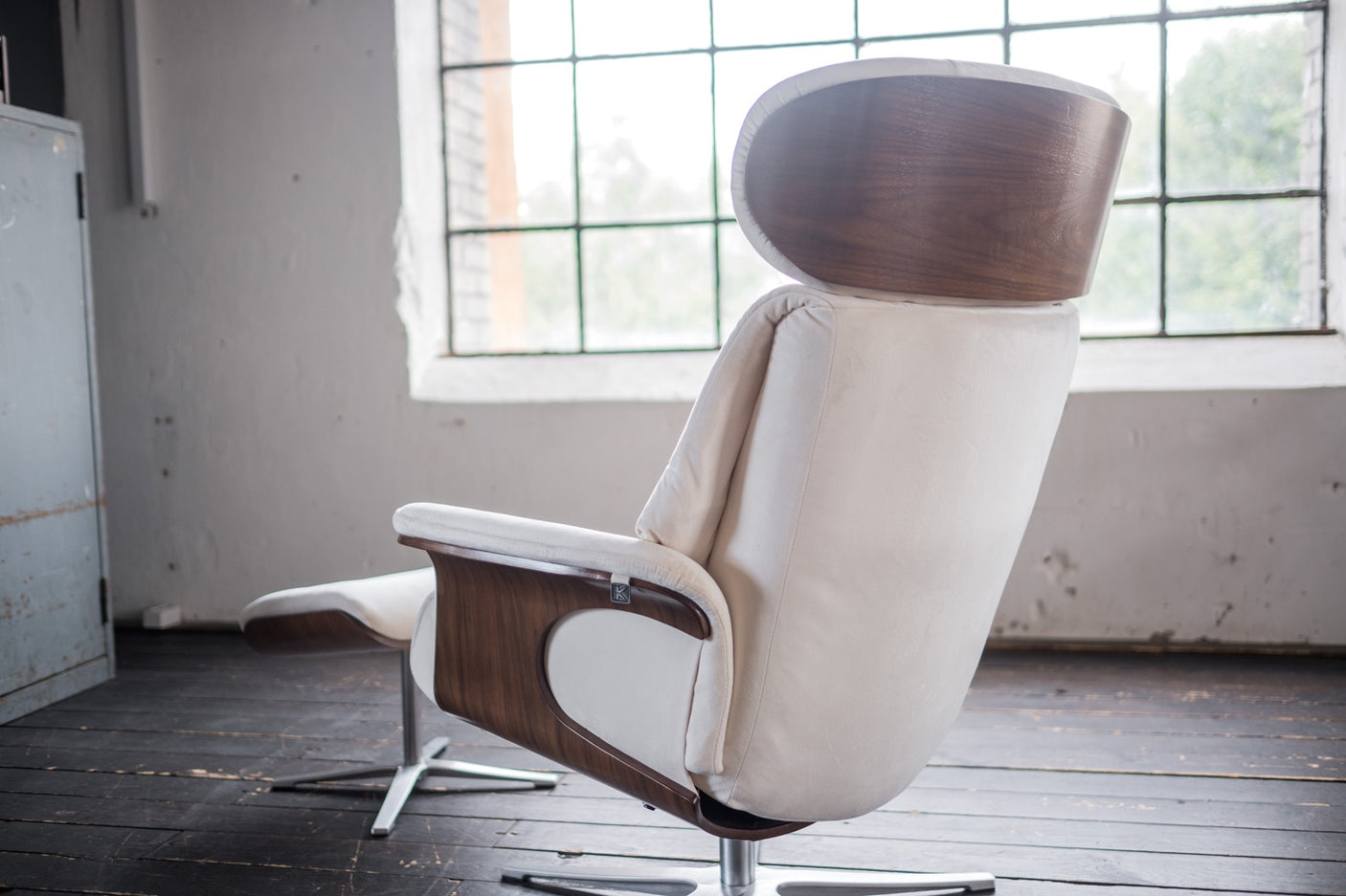 b805bd96-fc32-4a7b-8033-380a7f3abdb4