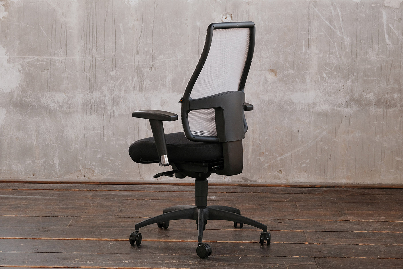 a8ee3151-a812-4e40-a401-2cfe8bf3f5bb