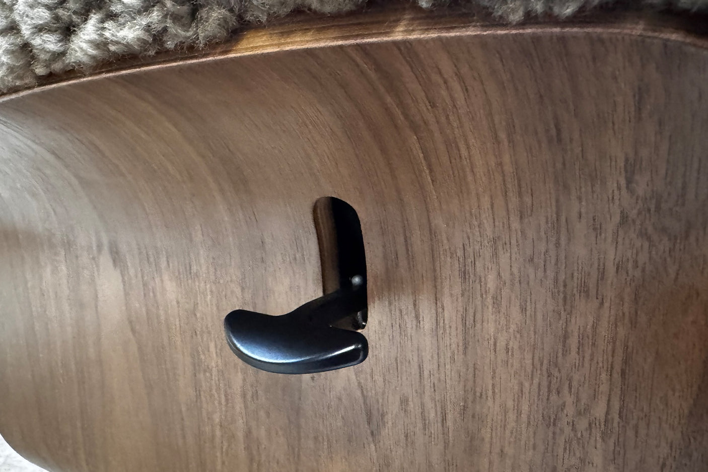 7c747760-88ba-4b3c-8d33-030e04734531