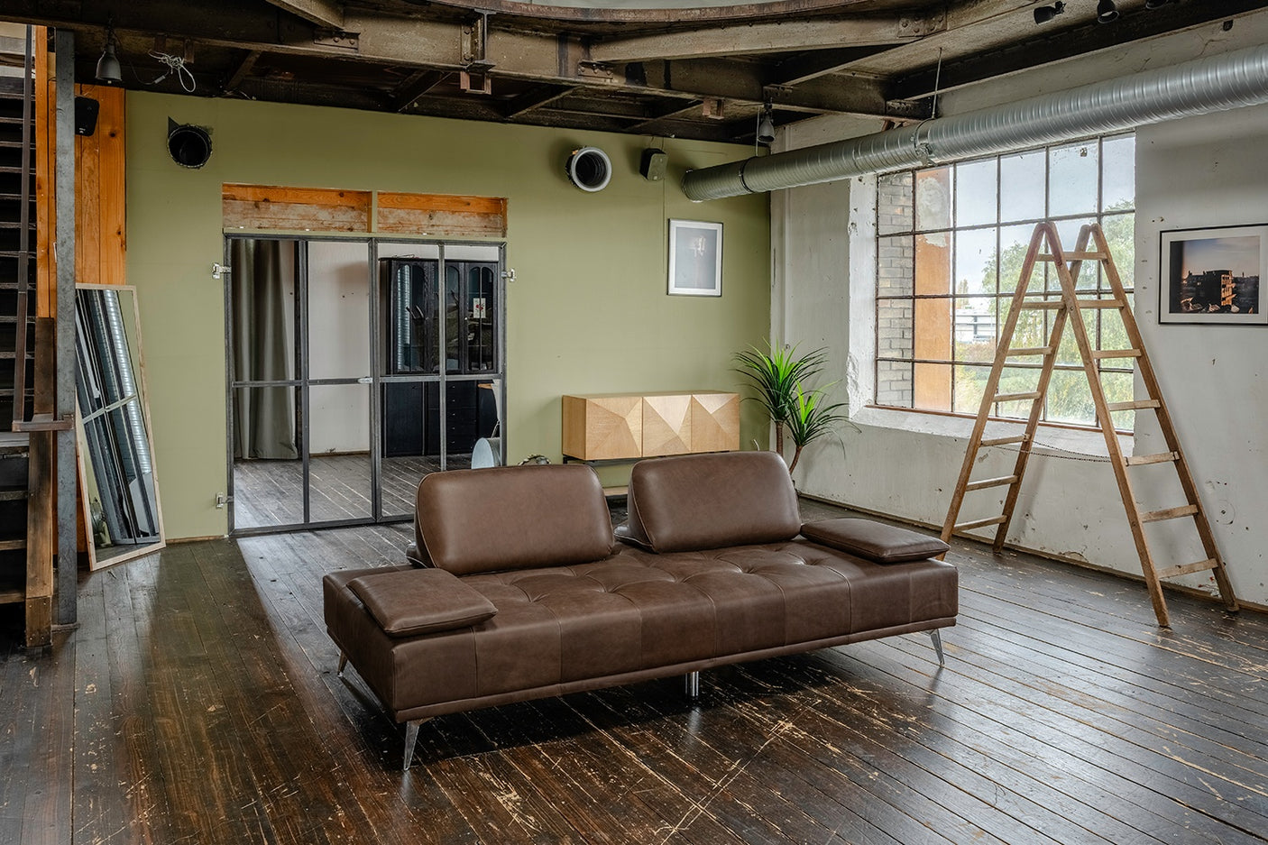 4cd18249-1b4d-489c-8a42-6995db4257f3