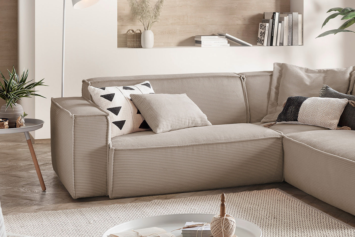 d6b37647-ecb7-48e6-9b2e-c442f1abc660