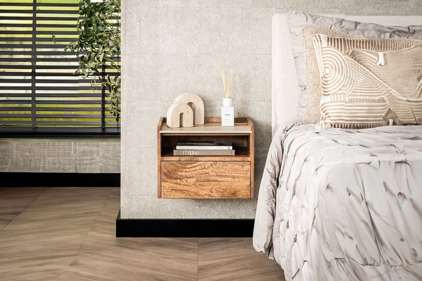 8187f3df-cfd7-436e-a1f8-5061913032f7