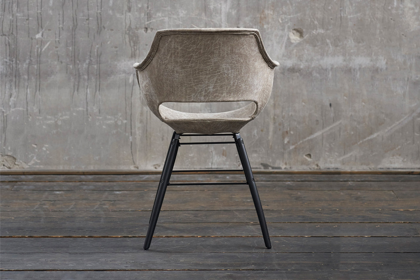 daaa9d25-5d79-4532-8863-9a8c8c50de65