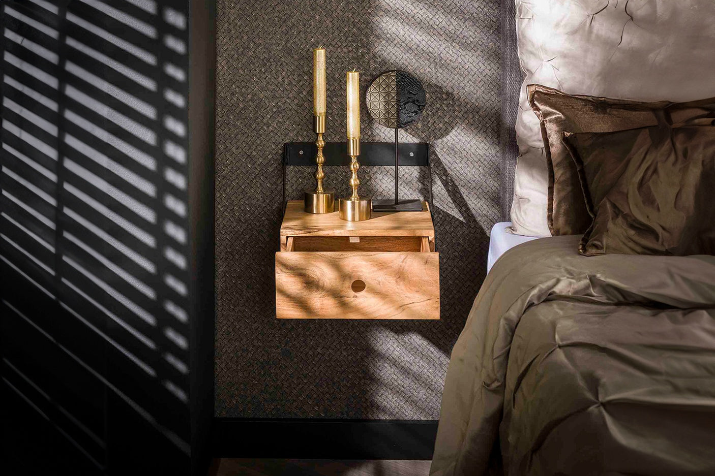 9b33b15c-a927-424b-b9ed-044a01bfeb53