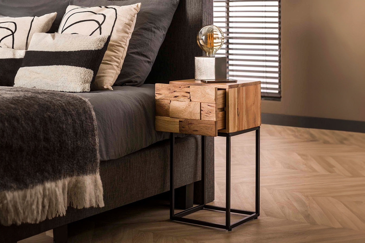 e50dfe6b-3d94-415e-9b6c-df3e5acd5efe