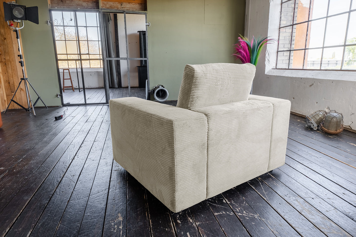 f7eb57ec-e150-43e2-9849-97be4f677787