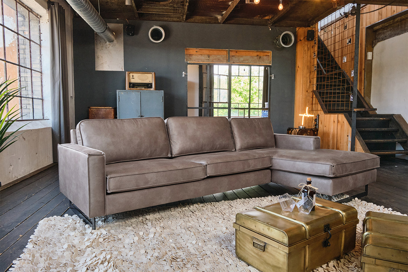 d27c9ef2-7495-4dc7-b6d9-b862f6d593f7