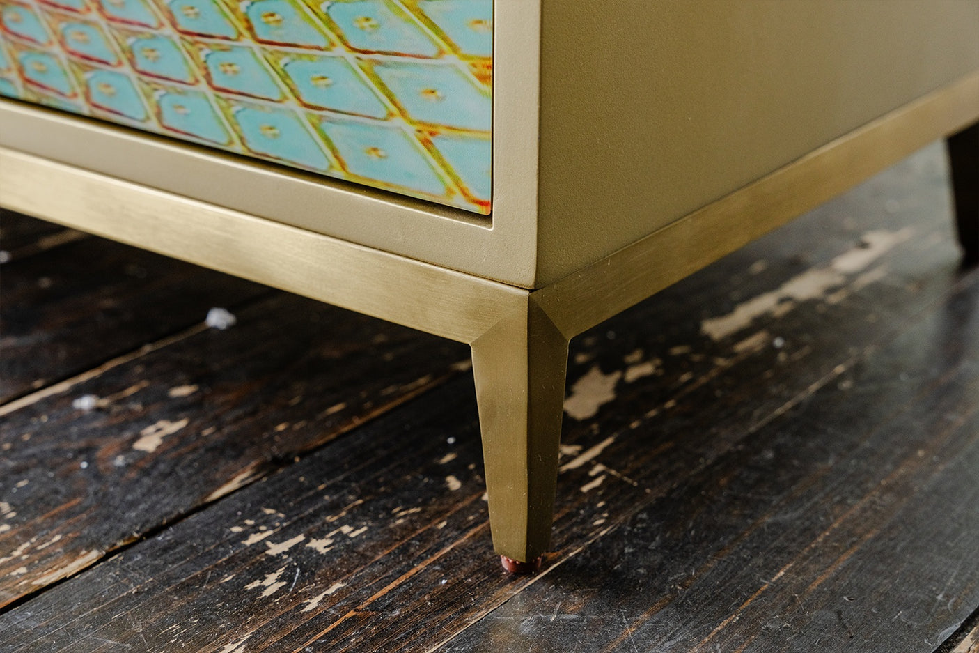 096f7f7b-2c4d-4a99-bff9-d1a526494f51