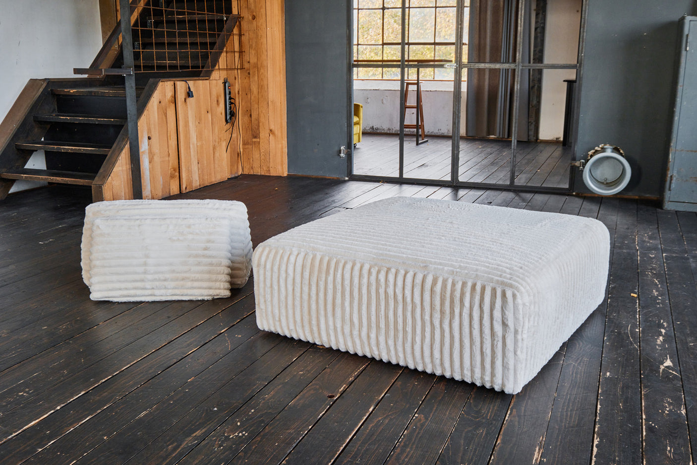 ec0ab25b-efc1-4105-a636-4e5179039751