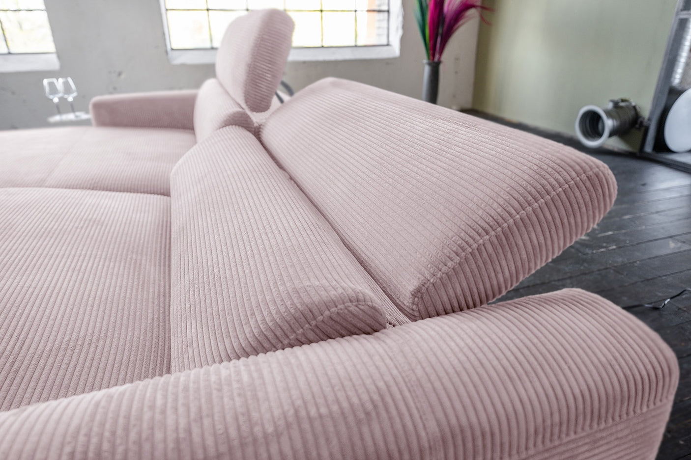 b37e3ef4-50e9-45e4-989b-db7ef382827f