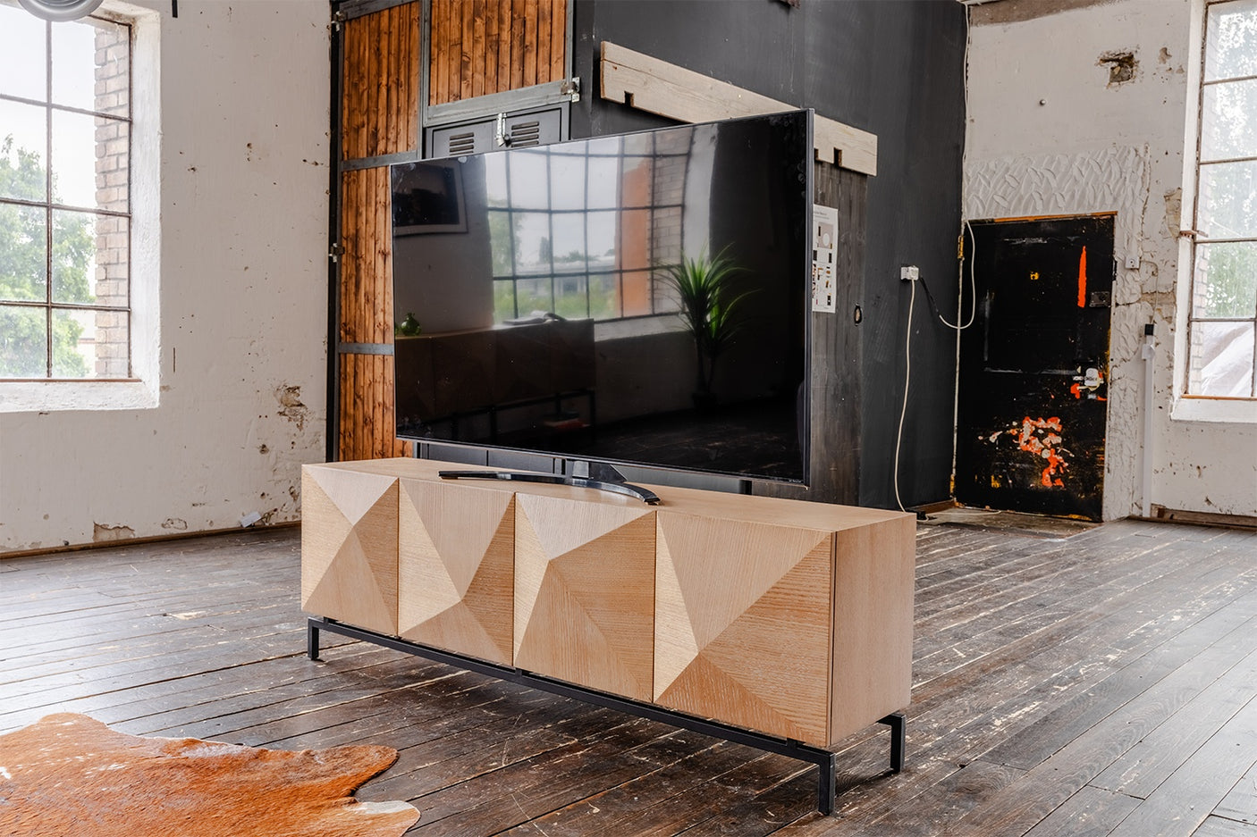 0c5b93f2-b893-44ca-b591-56f1191a4a4e