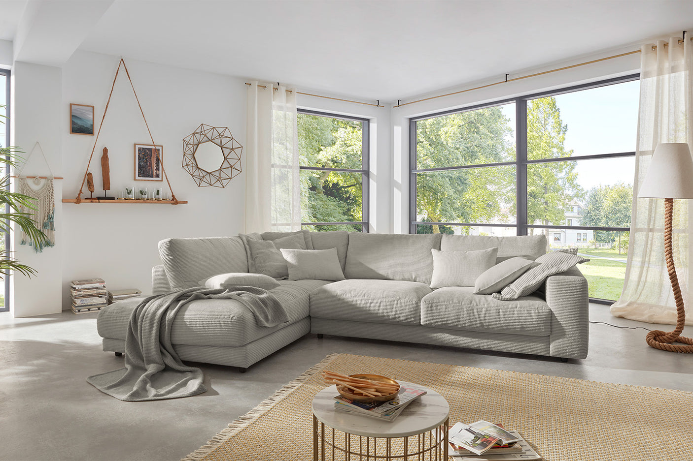 b1947122-f410-4631-8ff2-feaab0961567