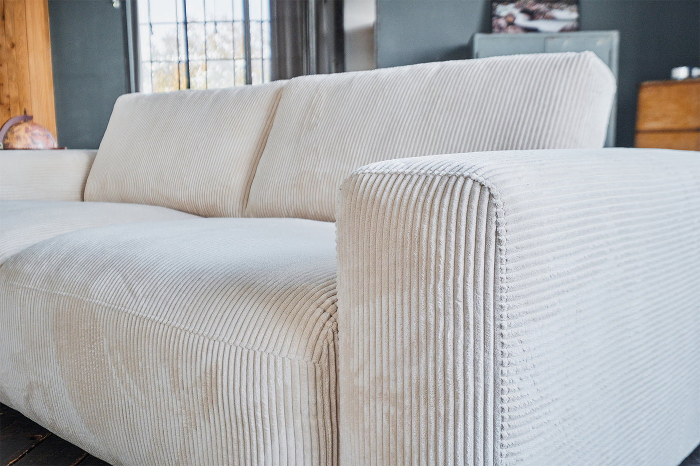 caa585a4-6bfe-47dd-903f-da655f127543