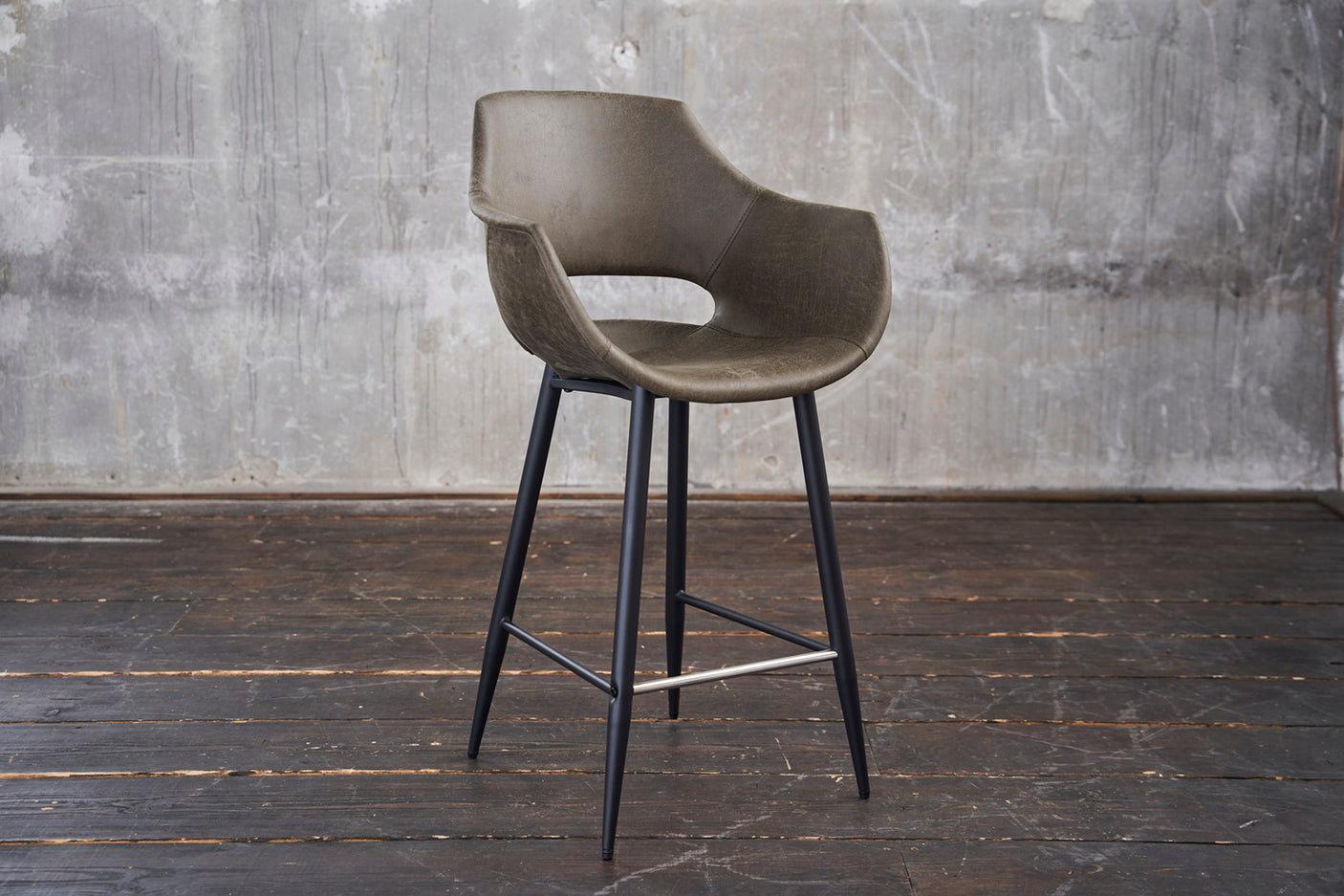 087e586c-2c7b-45d5-800e-d0139f1d64f7