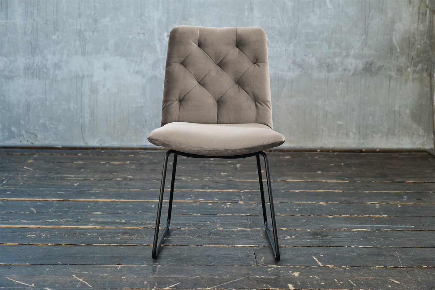 8ff06d16-3d22-443c-a563-be7cbac1861a