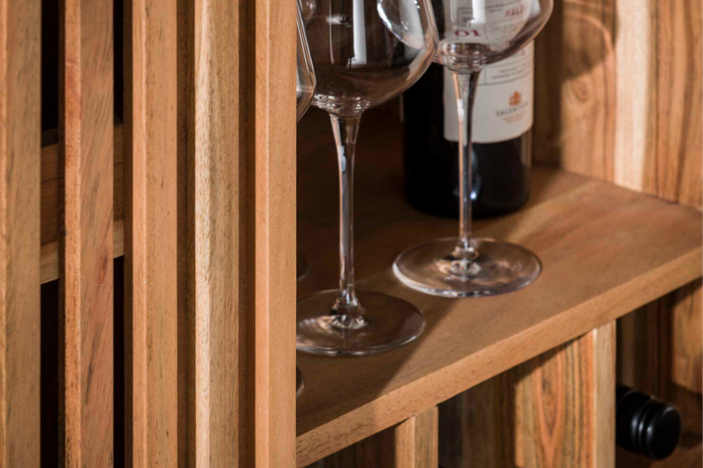 d2962523-ac6d-4c21-946d-45f2d00e9f1b