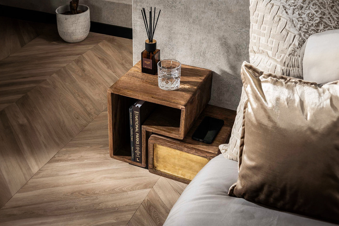 84710113-e2d5-4b2c-93ef-f725a6dca853