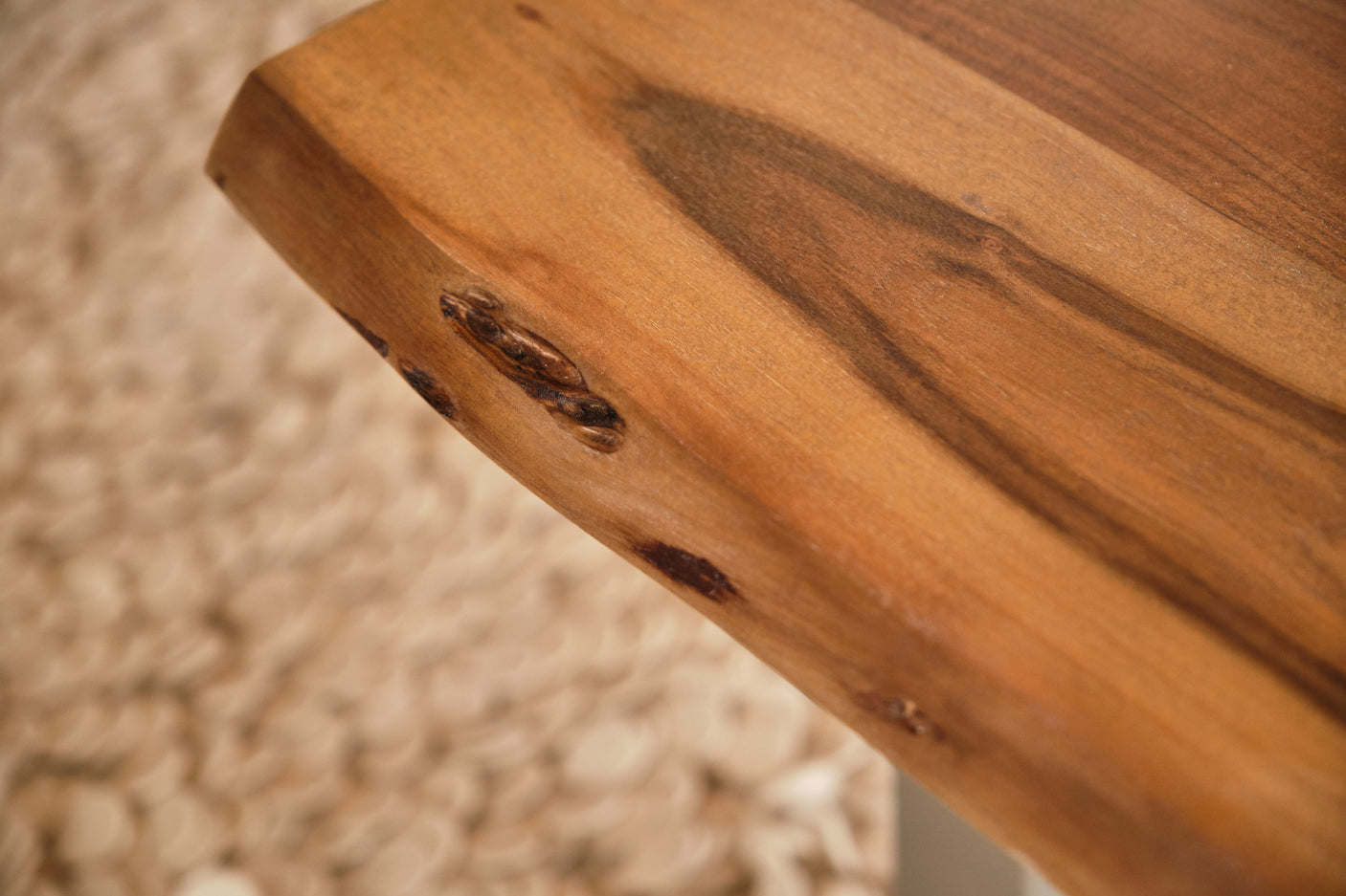 a41fb951-bfe7-464a-ab74-944039944f38