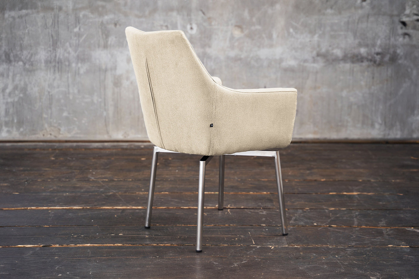 99cdab90-4273-43b5-9806-79e6ca5c437f