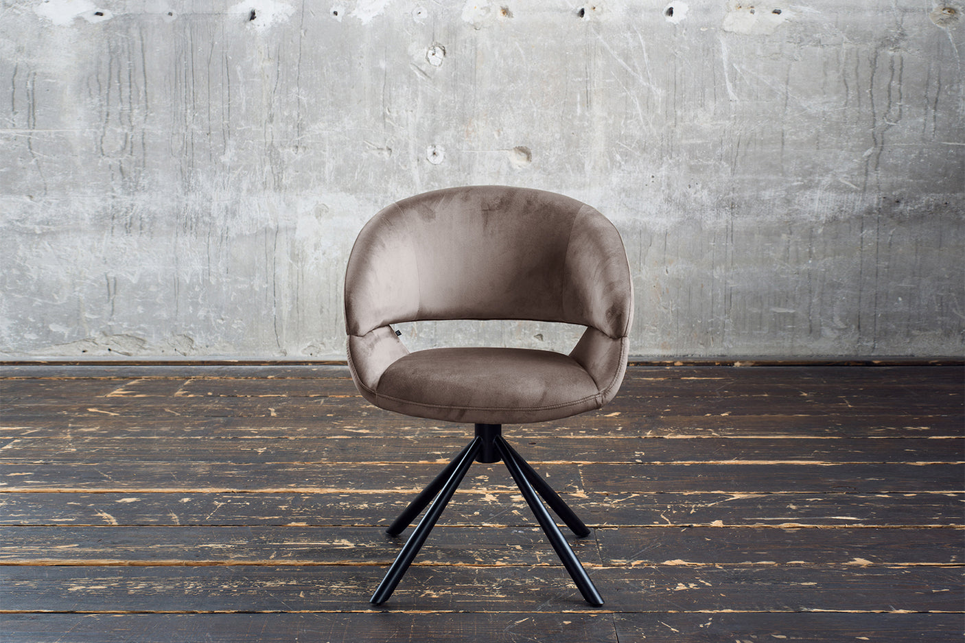 3f93bb54-7840-4fa2-a62d-a7d1c77e1a88