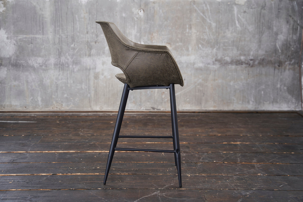 KAWOLA Barhocker ZAJA Barstuhl Sitzhöhe 76 cm Microfaser oliv