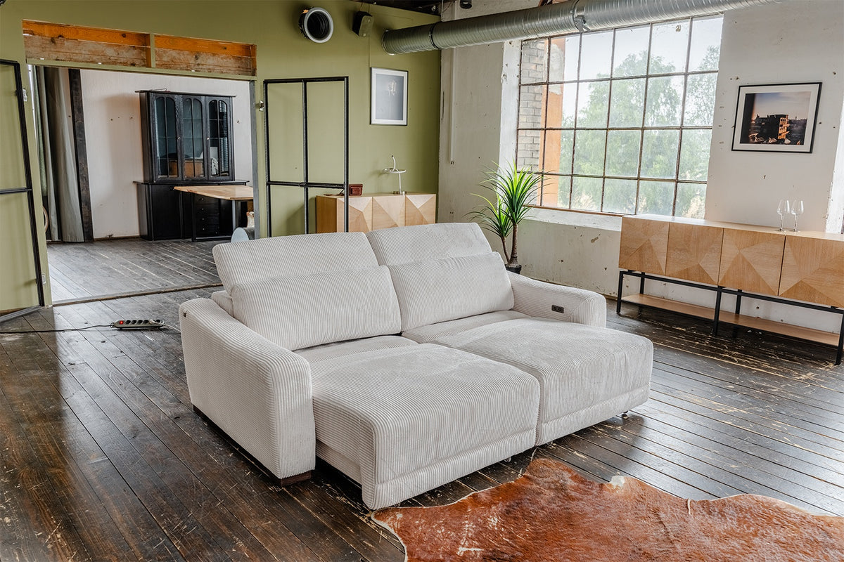 KAWOLA Big Sofa KIANA 3-Sitzer Funktionssofa Kopfstütze verstellbar Cord cremeweiß