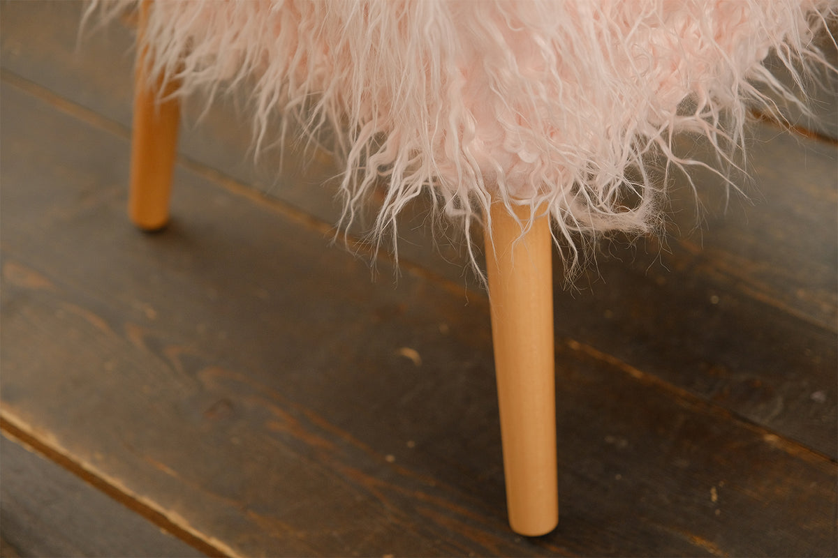 KAWOLA Hocker Fell FYNN Flokati Fellhocker rosa