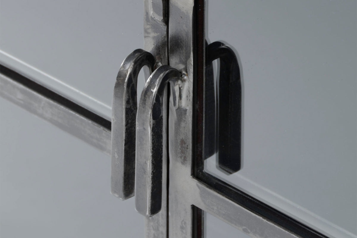 KAWOLA Sideboard BREST Vitrine Metall schwarz 4 Türen