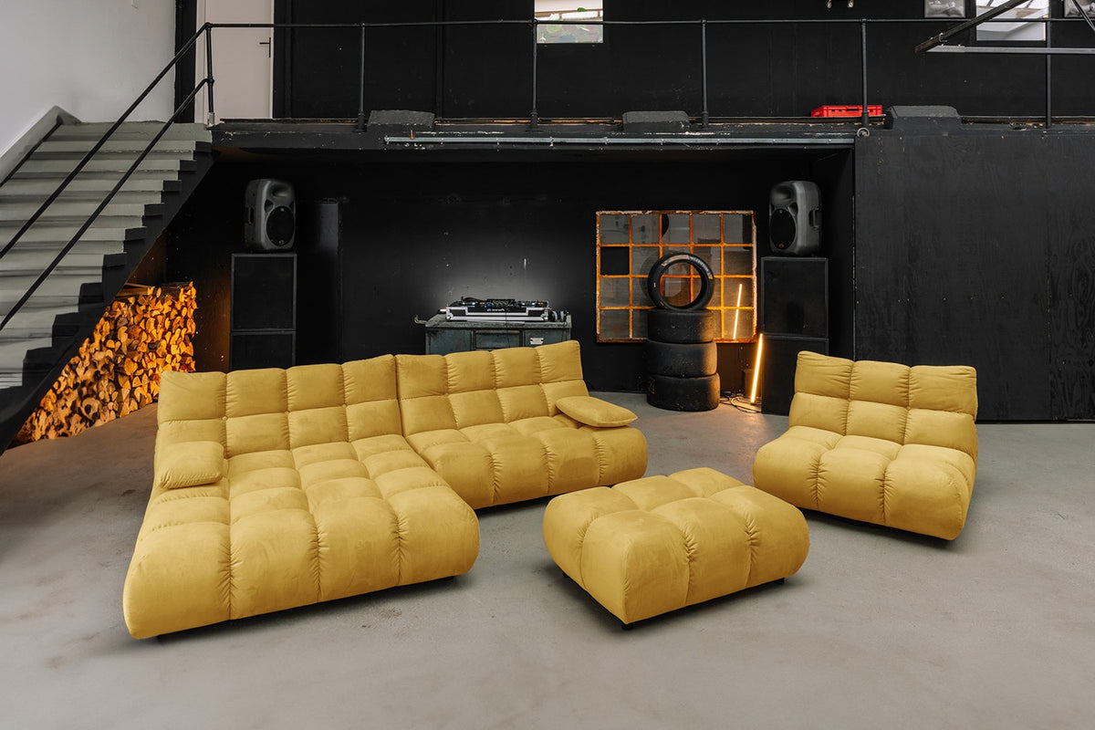 KAWOLA Sitzgruppe VIVIEN Ecksofa Drehsessel Hockerbank Velvet curry