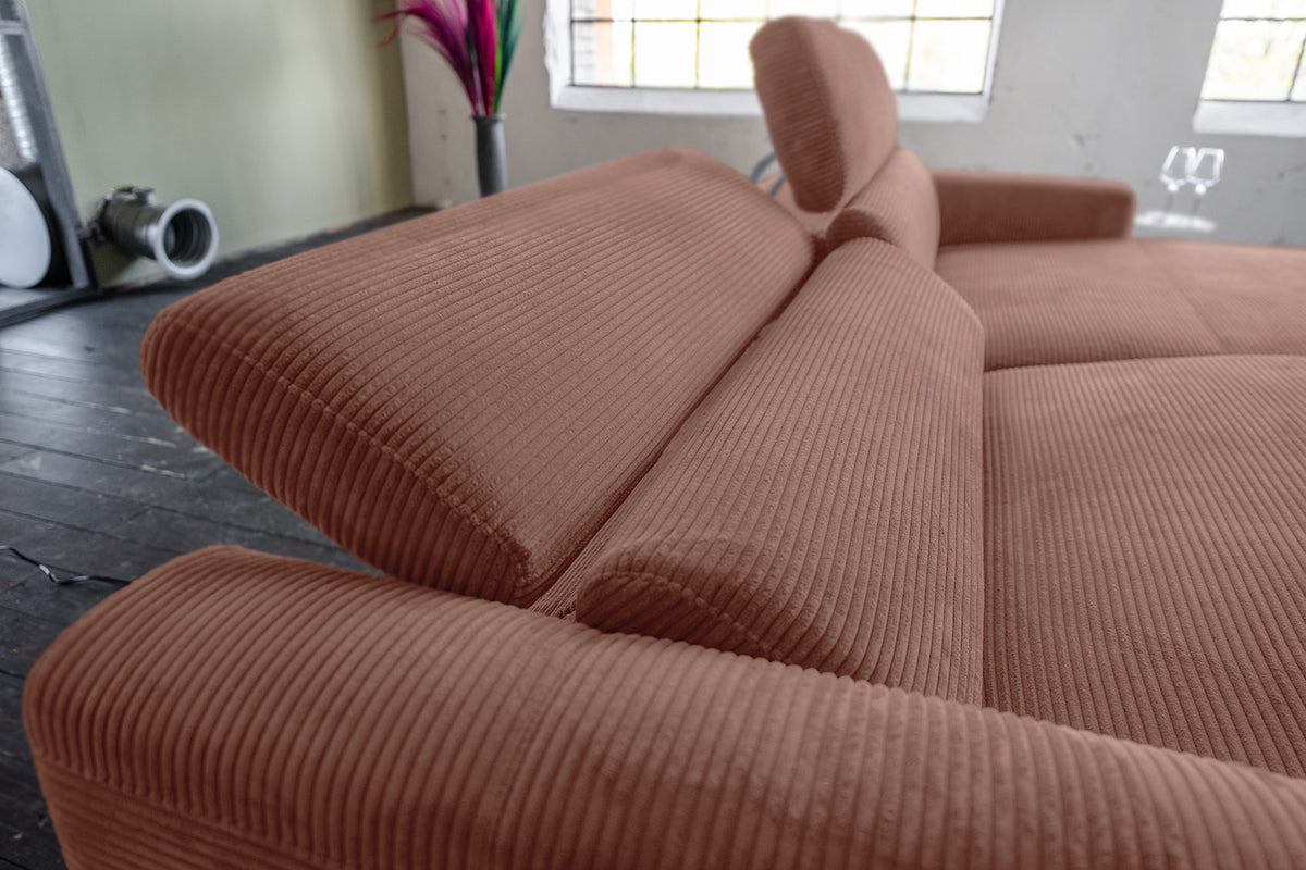KAWOLA Sofa LAISKA Ecksofa Relaxfunktion teilmotorisch Cord rost