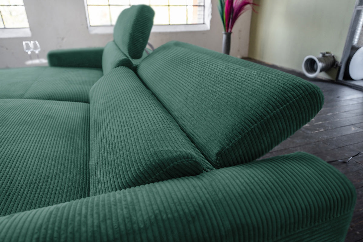 KAWOLA Sofa LAISKA Ecksofa Relaxfunktion teilmotorisch Cord smaragd