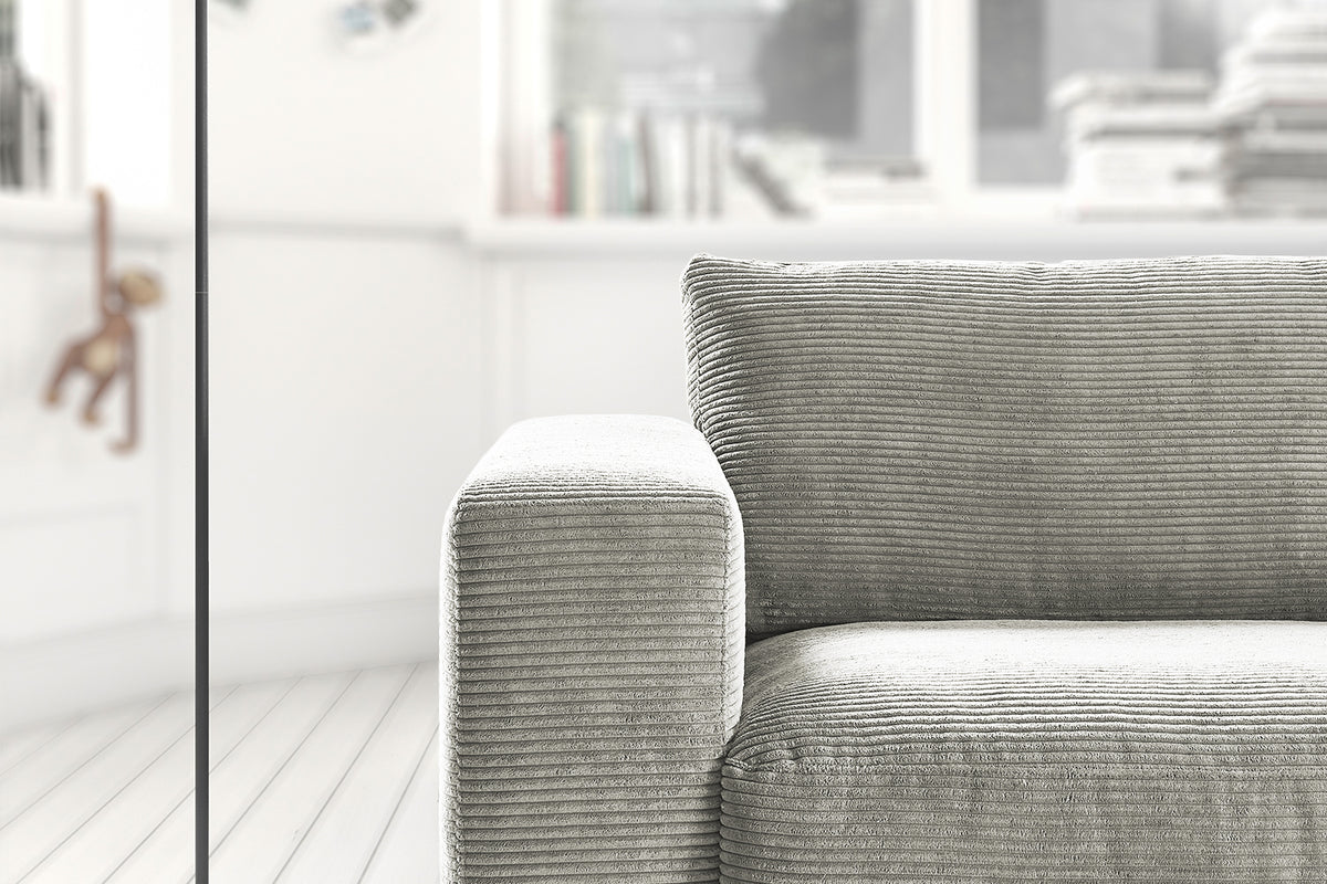 KAWOLA Sofa MADELINE 2-Sitzer Cord hellgrau