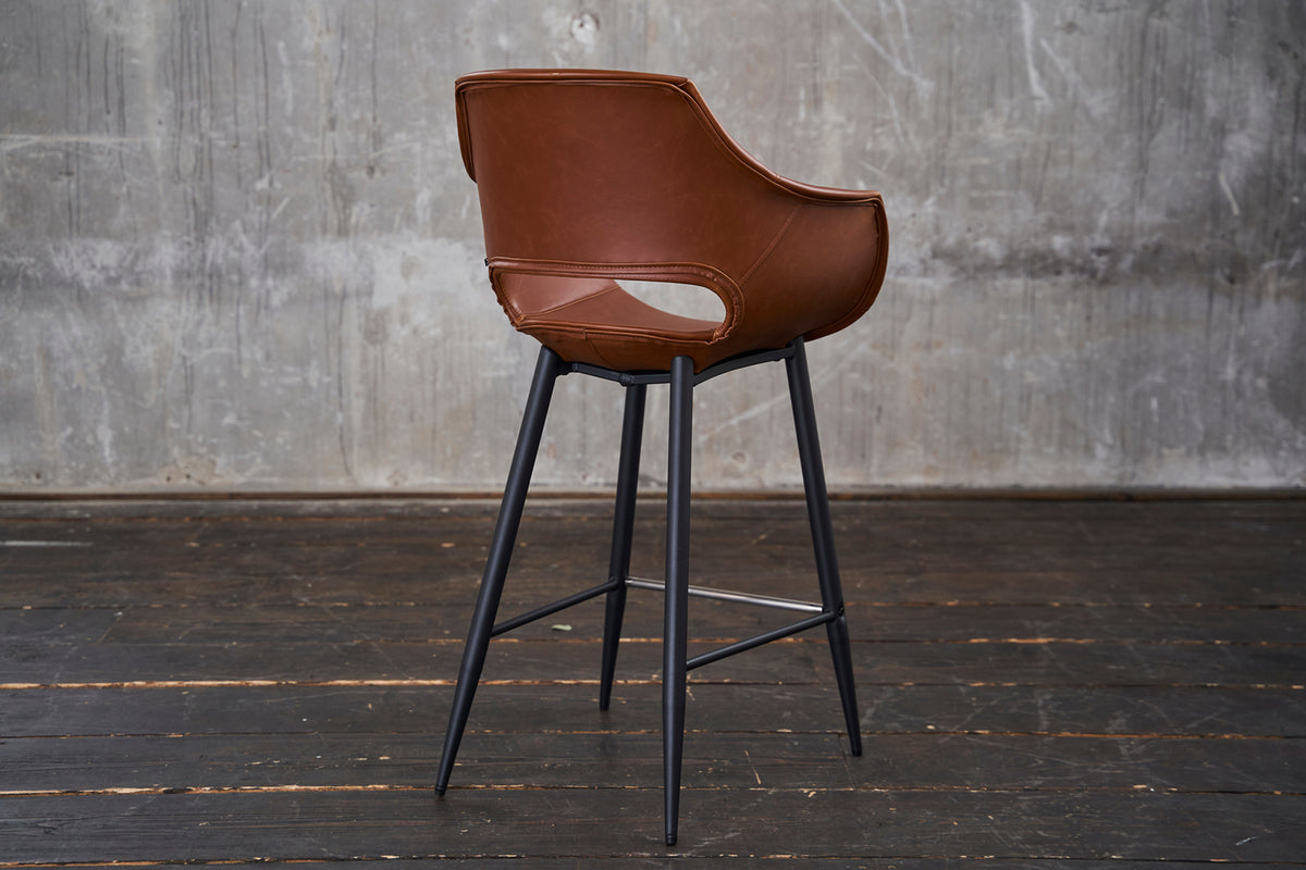 KAWOLA Thekenhocker ZAJA Barstuhl Sitzhöhe 65 cm Kunstleder cognac