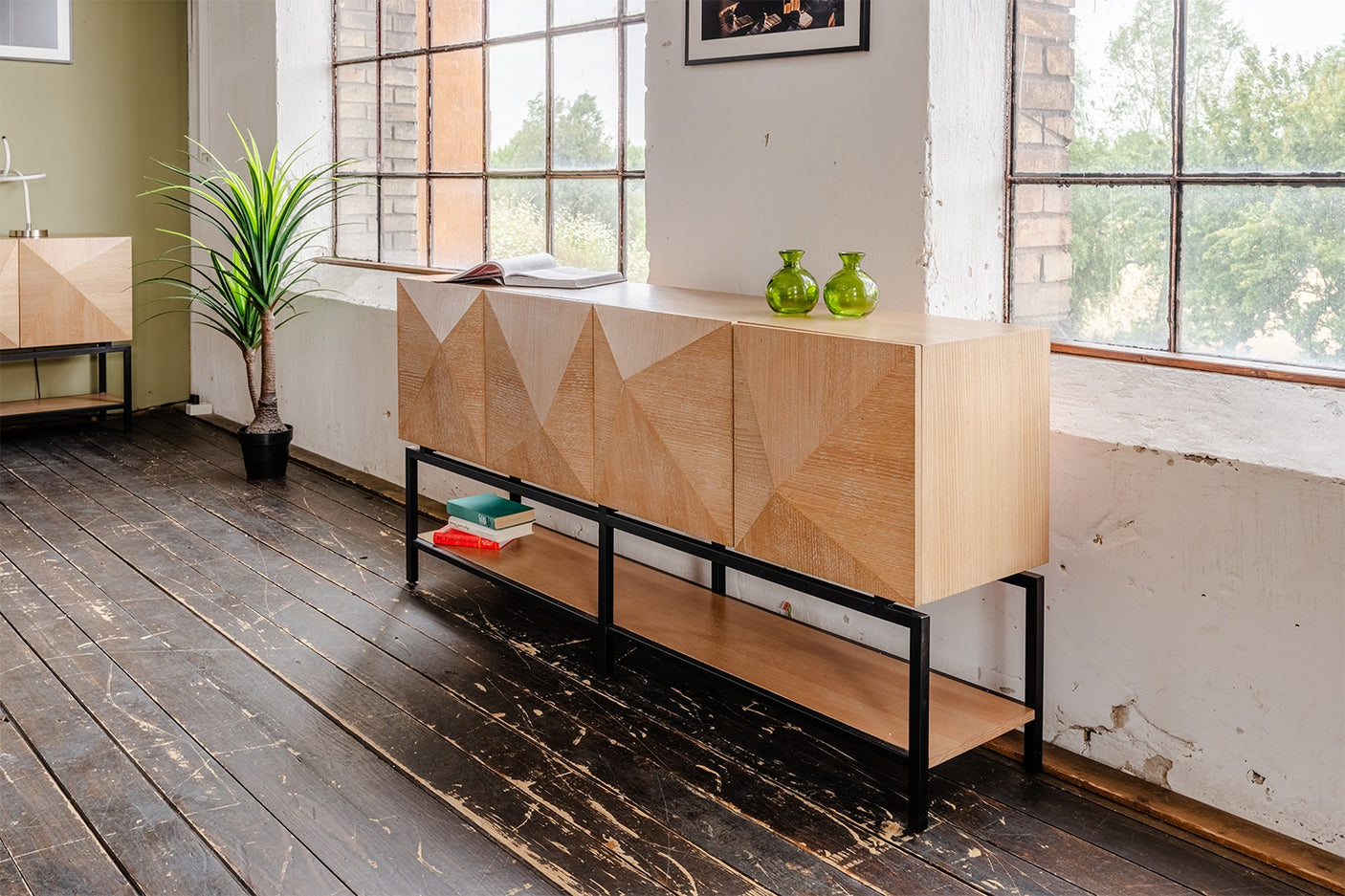 e073d7f9-a167-40a0-99dd-64a56fe58c1d