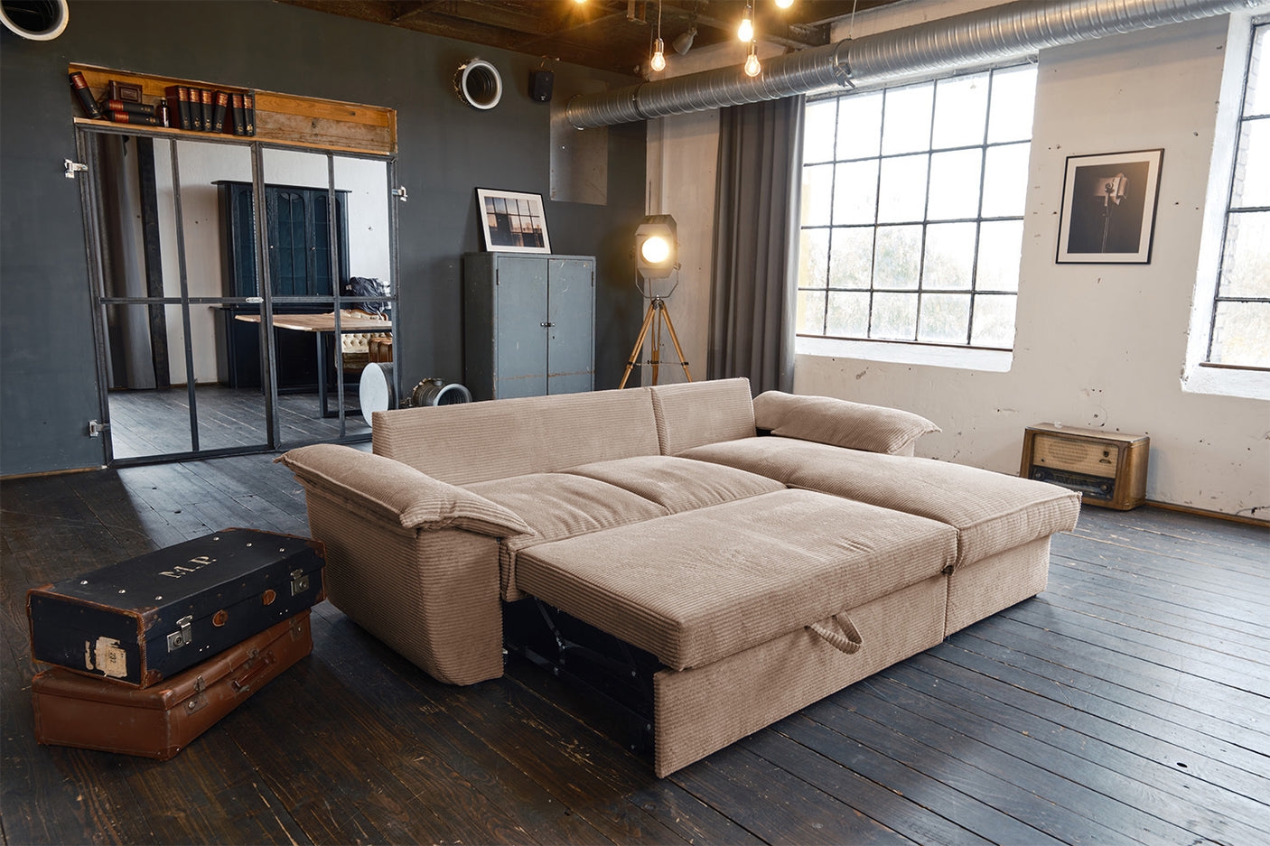 b3f7f5a0-9a6b-4a4a-81d8-59ee68692c74