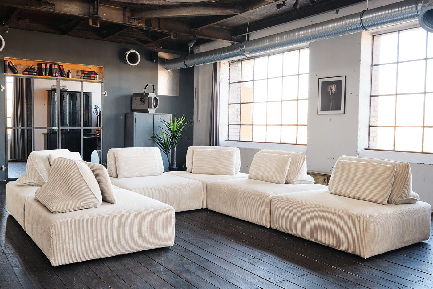 df3326b1-da40-4c64-887f-d7e8e0de649d