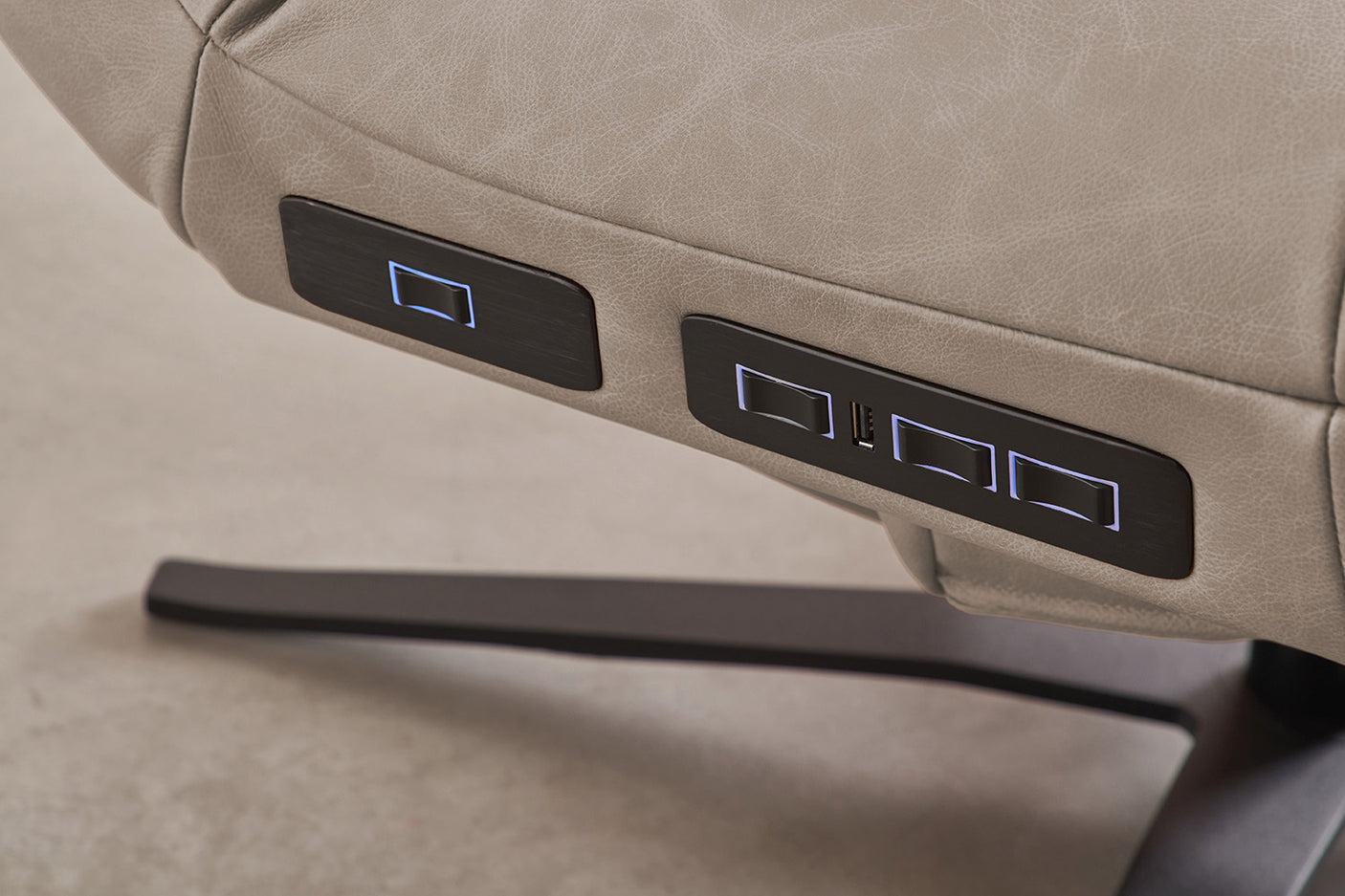 db271f30-c37a-45bd-98ca-09aa84088677