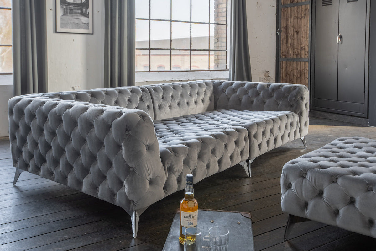 a8a68dae-ba67-45d5-bd85-2452c11d3c8c