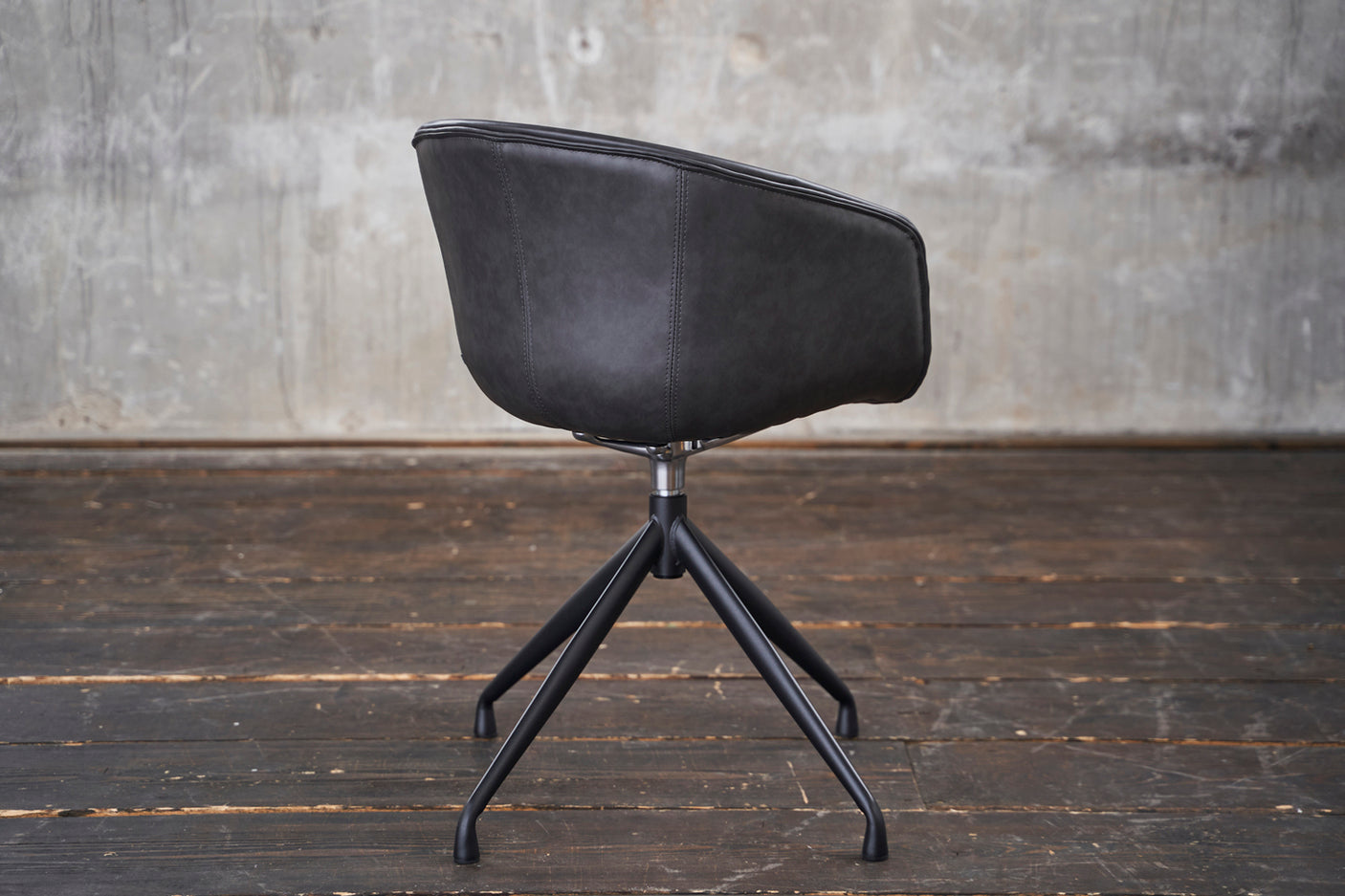 c0173175-14ae-4a3b-a3e9-b51a8b454b46