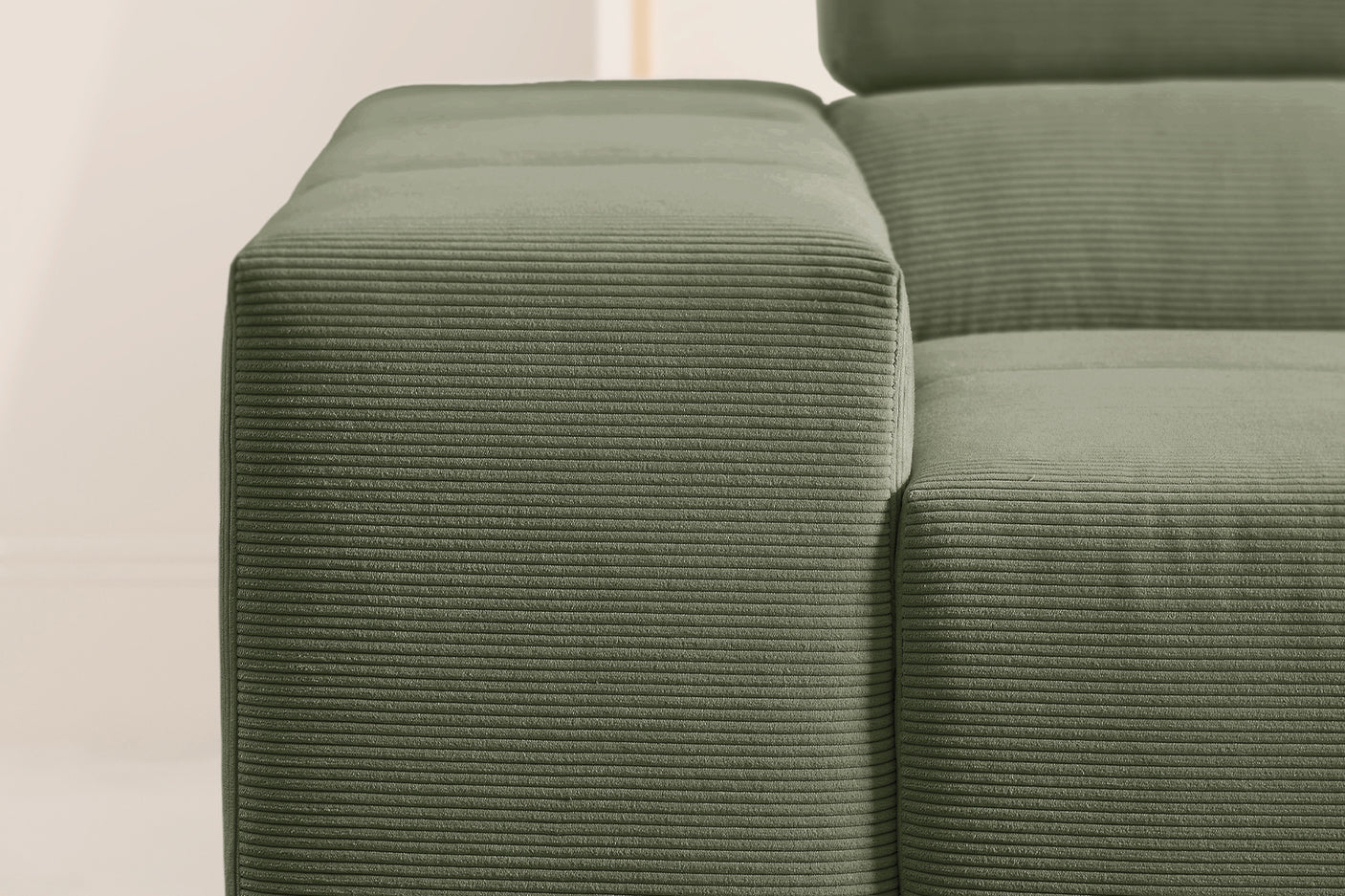 ea942f4d-cbee-42d5-8f78-1f49f77ee7be