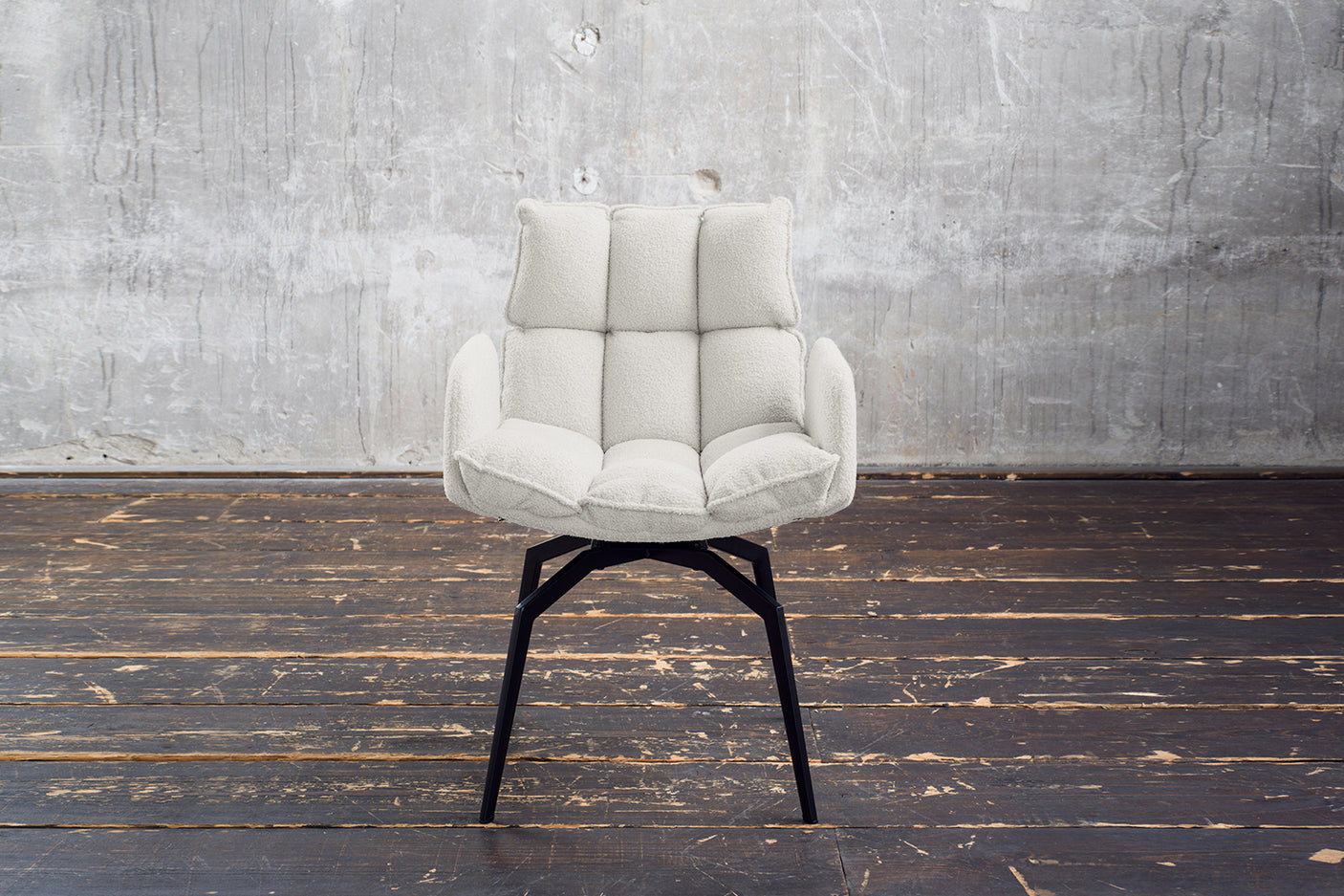 c8773355-4bcb-41c7-ab7b-e23f8f034a40