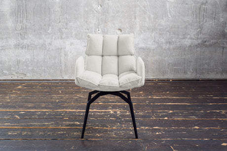 c8773355-4bcb-41c7-ab7b-e23f8f034a40