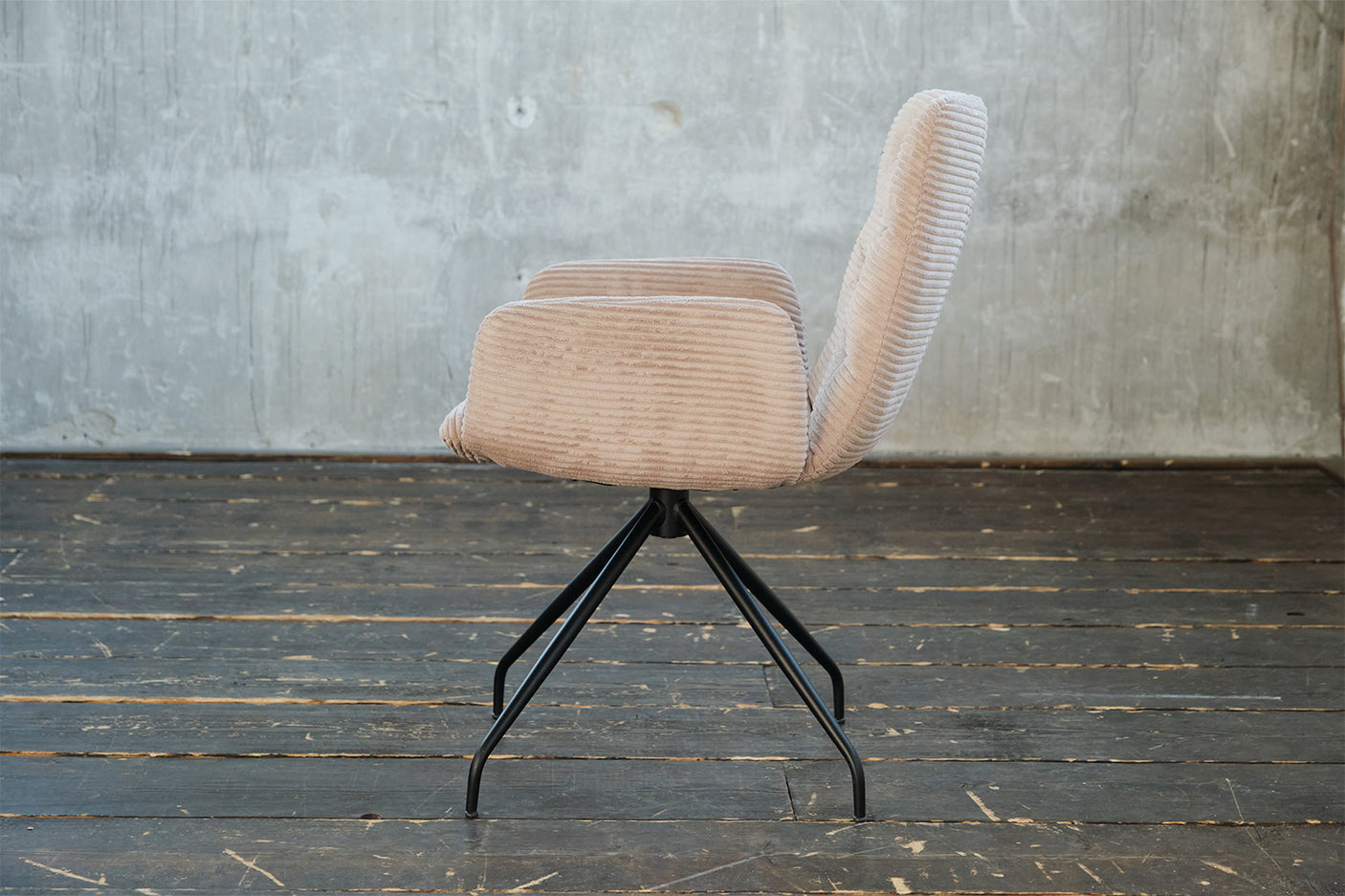 7ab5f4d1-de57-4136-89df-0021818a1419